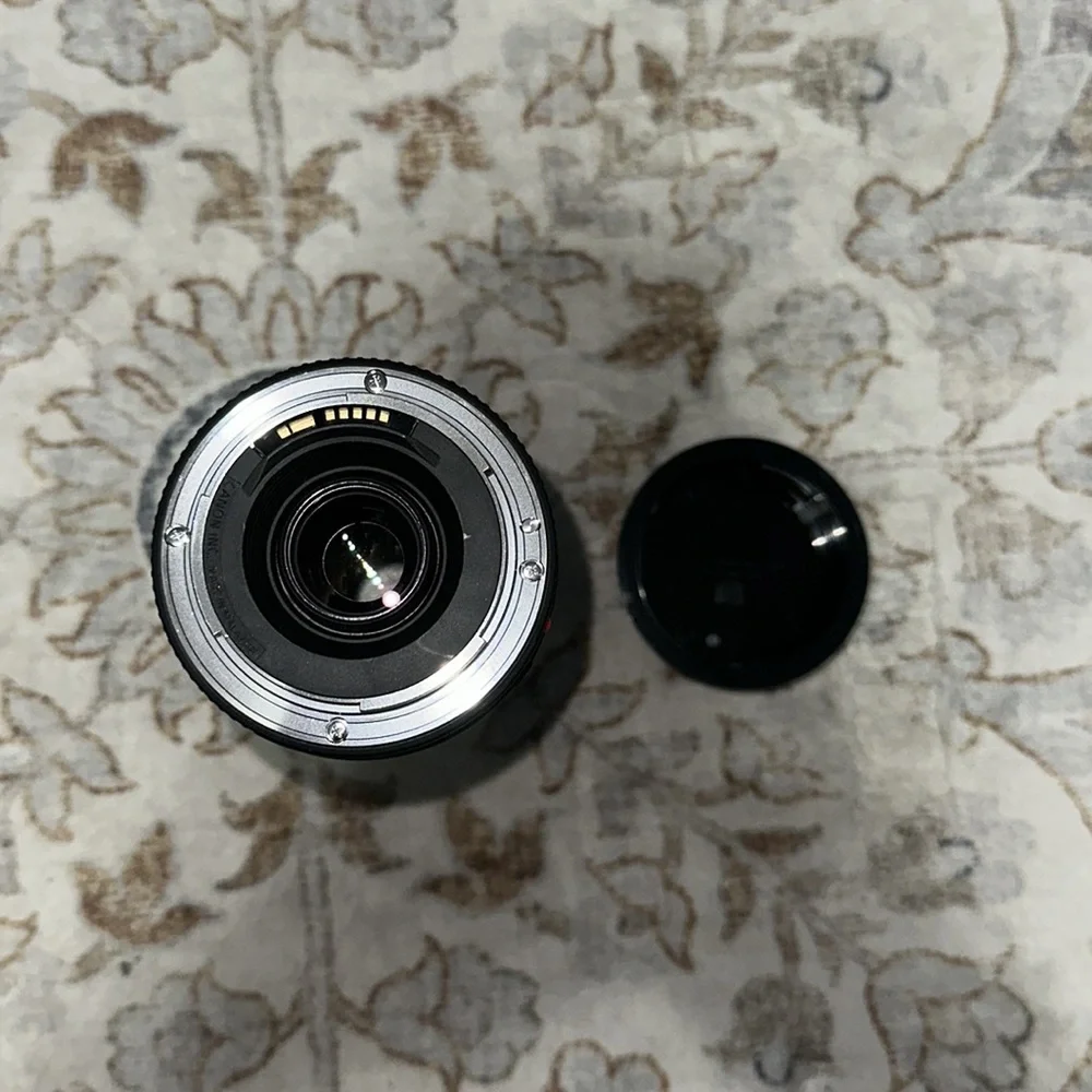 Canon 75-300mm Camera Lens